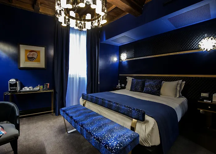 Torre Argentina Relais - Residenze Di Charme בית הארחה