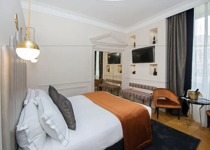 Konukevi Torre Argentina Relais - Residenze Di Charme Roma