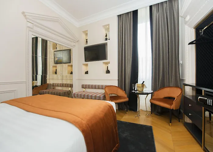 Torre Argentina Relais - Residenze Di Charme בית הארחה 4*