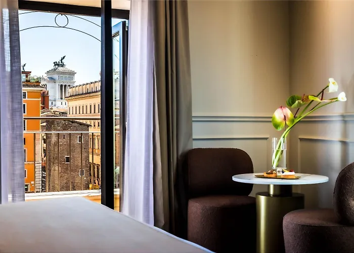 Torre Argentina Relais - Residenze Di Charme 4*