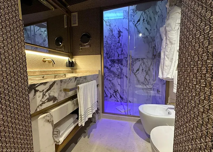 Konukevi Torre Argentina Relais - Residenze Di Charme Roma