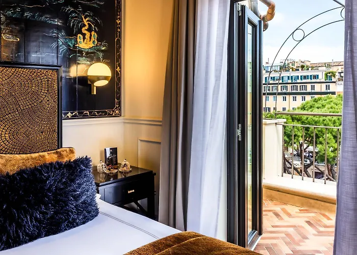 Torre Argentina Relais - Residenze Di Charme 4*
